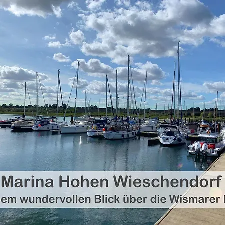 Im Gutshaus, Entschleunigung Pur Fuer Erholsame Tage Hohen Wieschendorf